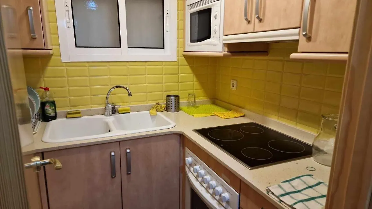Apartamento Para 6 Personas Piscina 滨海托萨 0*,  西班牙
